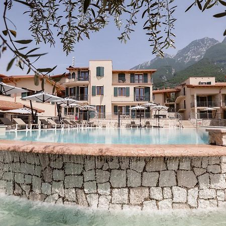 June Stay Lake Garda 브렌조네 술 가르다 외부 사진
