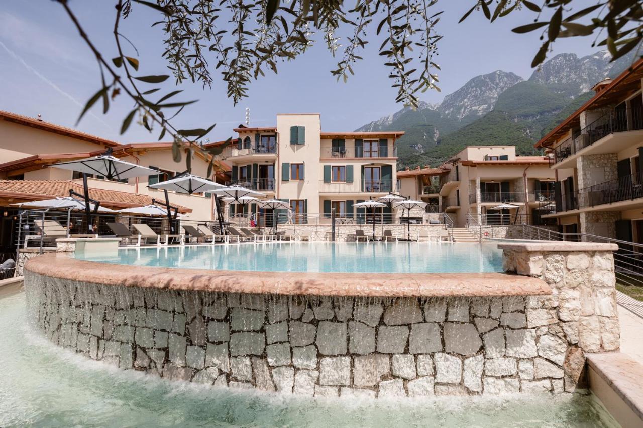 June Stay Lake Garda 브렌조네 술 가르다 외부 사진