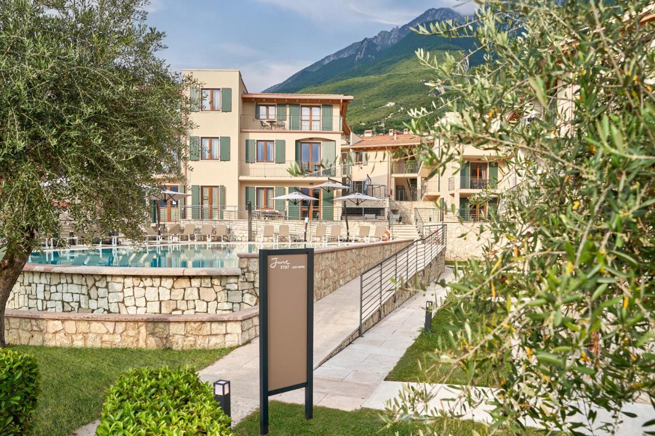 June Stay Lake Garda 브렌조네 술 가르다 외부 사진