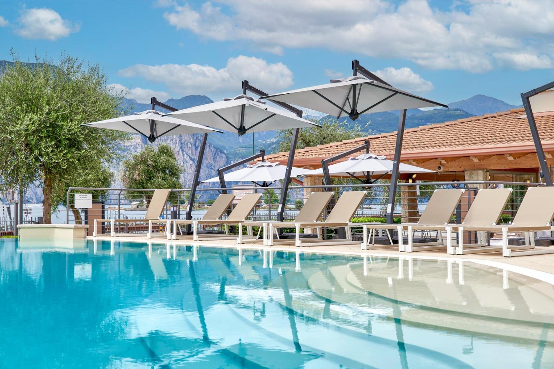 June Stay Lake Garda 브렌조네 술 가르다 외부 사진