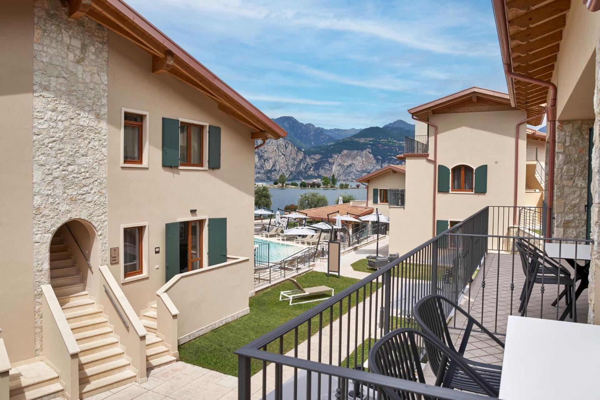 June Stay Lake Garda 브렌조네 술 가르다 외부 사진