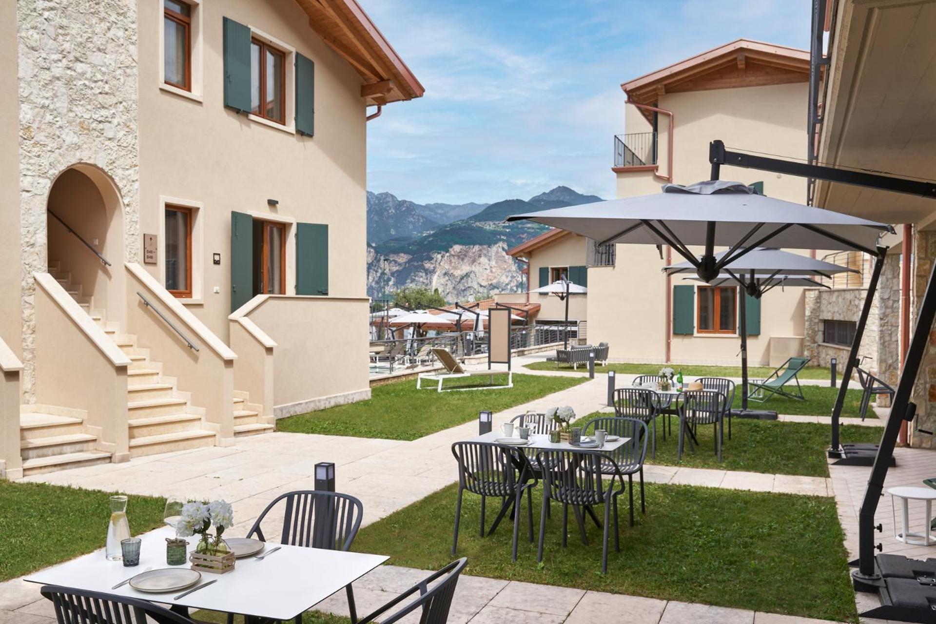 June Stay Lake Garda 브렌조네 술 가르다 외부 사진